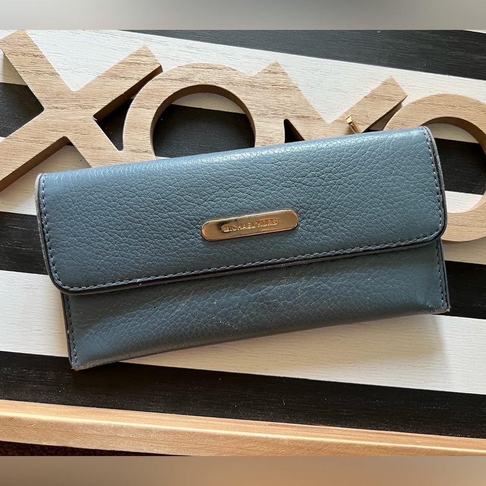 Michael Kors wallet